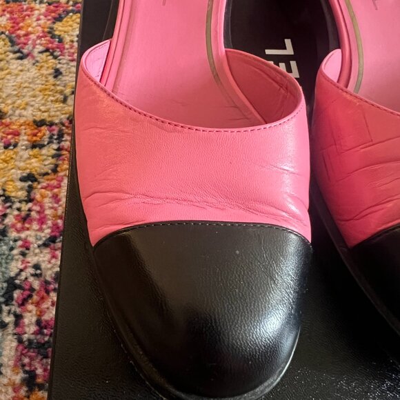 Authentic Chanel 2023 Interlocking CC Logo D'Orsay Flats - Picture 3 of 15